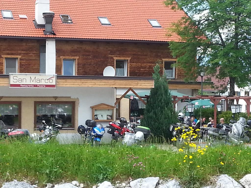 ביחלבאך Gasthaus Traube מראה חיצוני תמונה