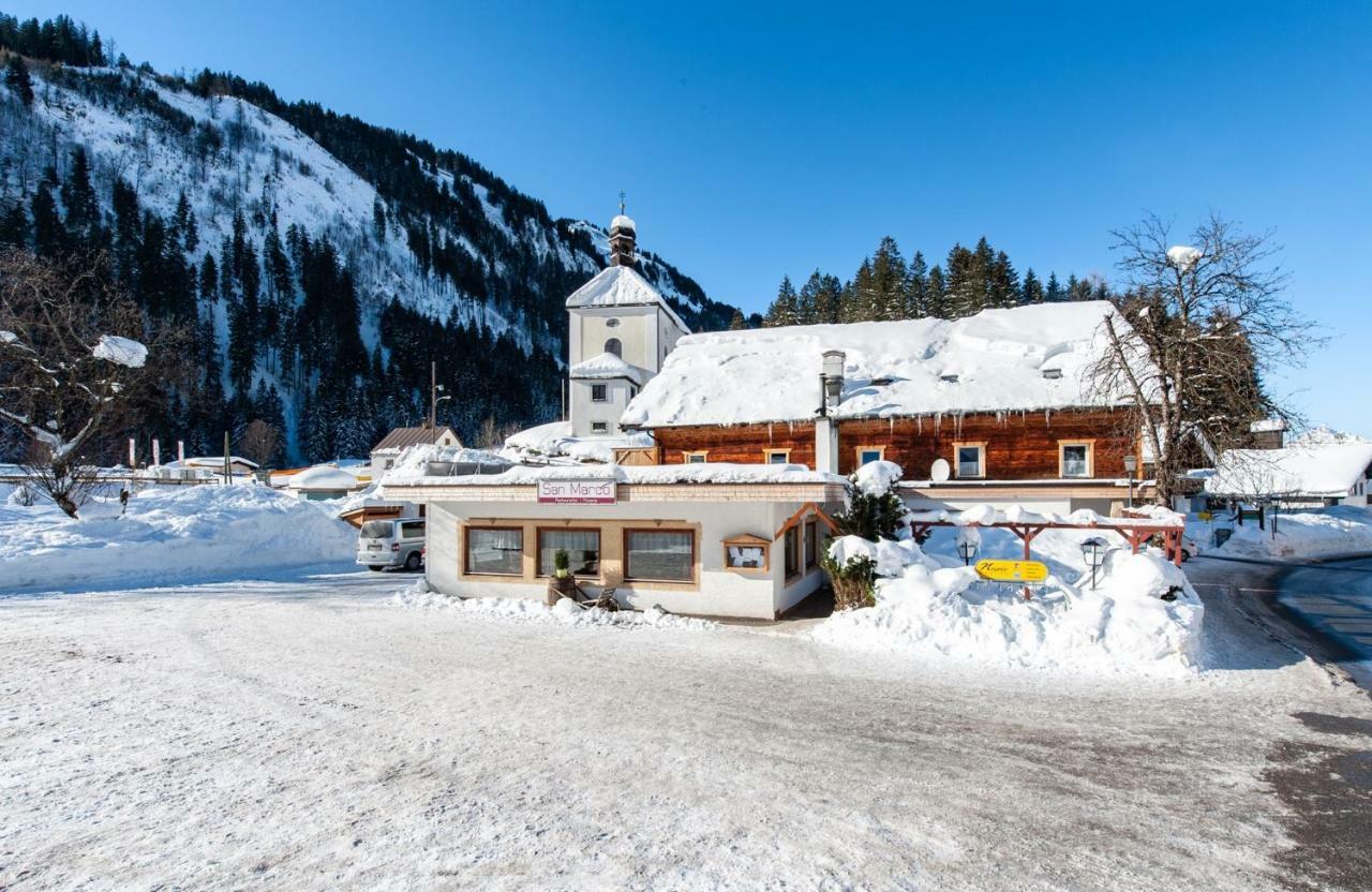 ביחלבאך Gasthaus Traube מראה חיצוני תמונה